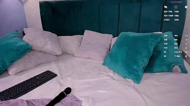 katherin smith  online show from December 31, 2024, 10:26 am