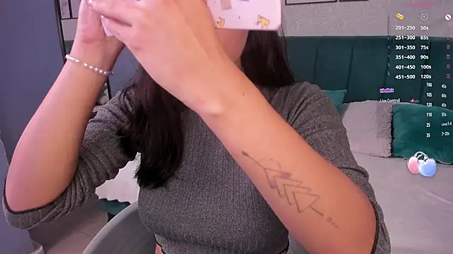 katherin smith  online show from January 6, 2025, 4:15 am