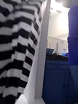 Snapshot of LucifernandaSw chatting on January 9, 2025, 4:17 pm LucifernandaSw online show from January 9, 2025, 4:17 pm