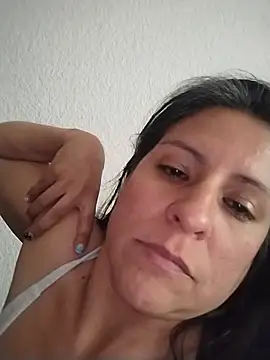 Snapshot of LucifernandaSw chatting on February 14, 2025, 3:36 pm LucifernandaSw online show from February 14, 2025, 3:36 pm