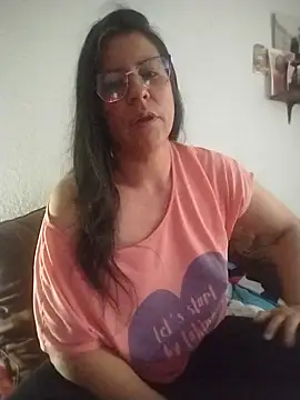 Snapshot of LucifernandaSw chatting on February 17, 2025, 11:44 am LucifernandaSw online show from February 17, 2025, 11:44 am