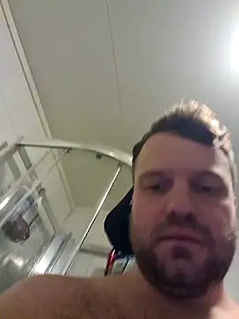 Snapshot of Machoviking1 chatting on October 5, 2025, 11:30 am Machoviking1 online show from October 5, 2025, 11:30 am