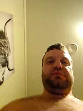 Snapshot of Machoviking1 chatting on April 30, 2026, 7:42 pm Machoviking1 online show from April 30, 2026, 7:42 pm
