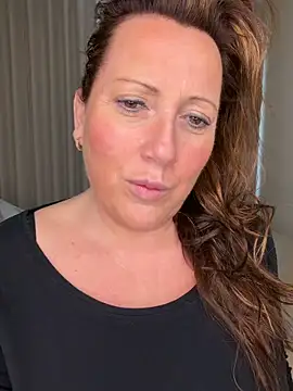 xsexycurvymilf online show from February 20, 2026, 2:39 pm