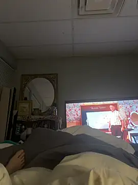 Snapshot of Indyplayer chatting on October 20, 2025, 11:10 am Indyplayer online show from October 20, 2025, 11:10 am