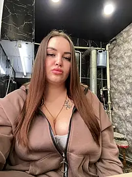 Snapshot of leila_beayte_ chatting on March 13, 2025, 2:33 pm leila beayte online show from March 13, 2025, 2:33 pm