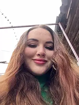 Snapshot of leila_beayte_ chatting on March 16, 2025, 9:49 am leila beayte online show from March 16, 2025, 9:49 am