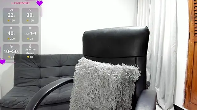 MerySummer online show from February 19, 2026, 6:37 pm