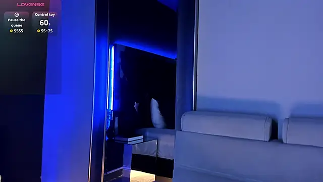 Amareto  online show from October 11, 2025, 12:58 pm