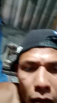 Snapshot of Moreno1813 chatting on March 22, 2025, 10:04 pm Moreno1813 online show from March 22, 2025, 10:04 pm