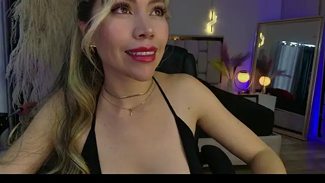 Snapshot of Ammy_Castro chatting on February 6, 2026, 9:29 pm Ammy Castro online show from February 6, 2026, 9:29 pm