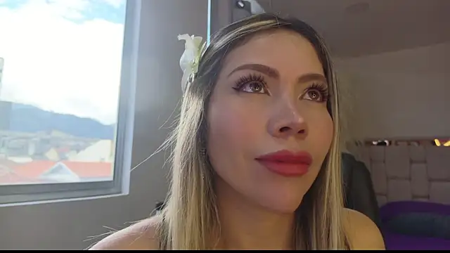 Snapshot of Ammy_Castro chatting on February 17, 2026, 9:32 pm Ammy Castro online show from February 17, 2026, 9:32 pm