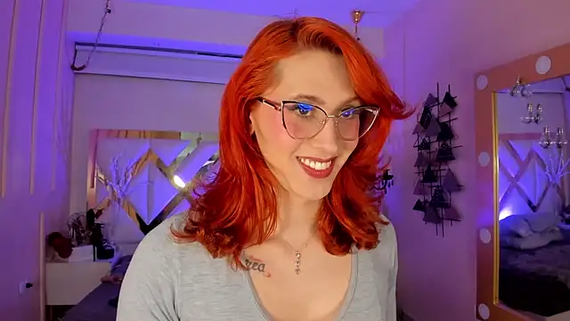 Juliana Saenzz online show from March 3, 2025, 12:16 pm