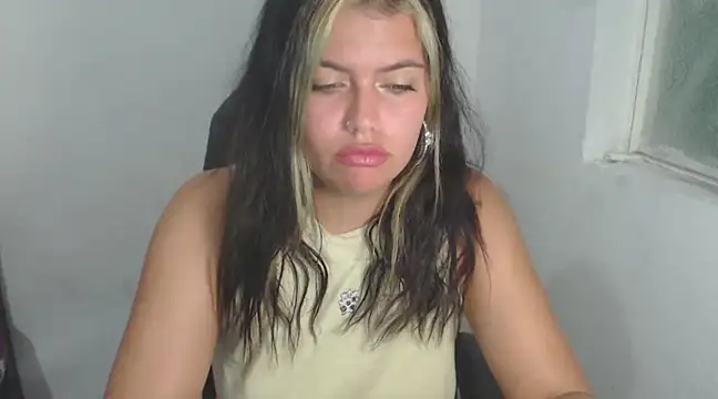 sweetkitty 16 online show from March 11, 2025, 3:37 am