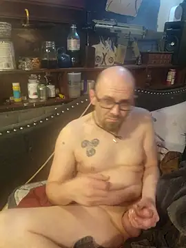 Snapshot of Herwish chatting on March 12, 2026, 10:32 am Herwish online show from March 12, 2026, 10:32 am