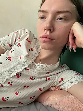 Snapshot of Lisaaa_Alisa chatting on May 14, 2026, 4:52 am Lisaaa Alisa online show from May 14, 2026, 4:52 am