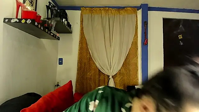 SARAMISHA online show from March 21, 2026, 4:43 pm