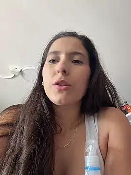 LittleDoll    online show from February 15, 2026, 2:25 pm