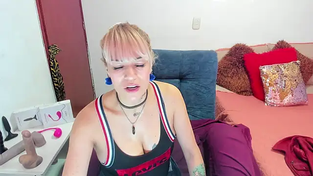 harly  queen online show from January 9, 2025, 12:41 pm