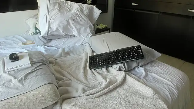SebaxttianCock online show from June 1, 2026, 9:05 pm
