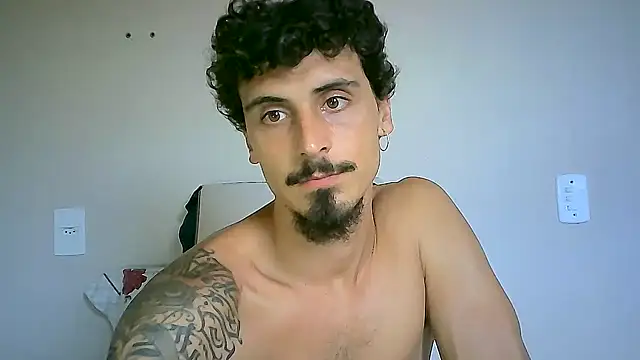 milkoffe online show from February 3, 2025, 7:10 pm