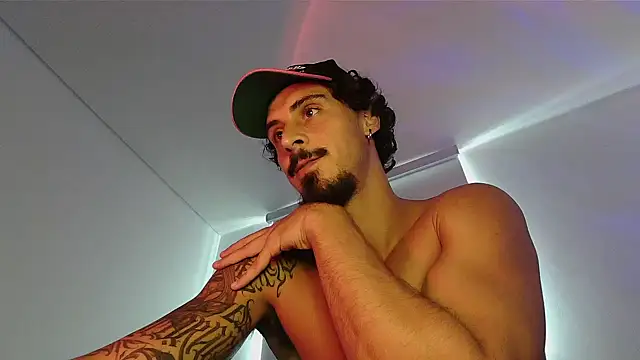 milkoffe online show from April 7, 2026, 6:41 pm