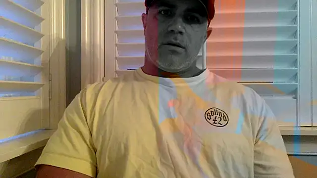 Snapshot of Bad_daddy21 chatting on November 20, 2025, 2:50 pm Bad daddy21 online show from November 20, 2025, 2:50 pm