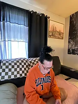 SidneyRaee online show from December 17, 2024, 6:53 pm