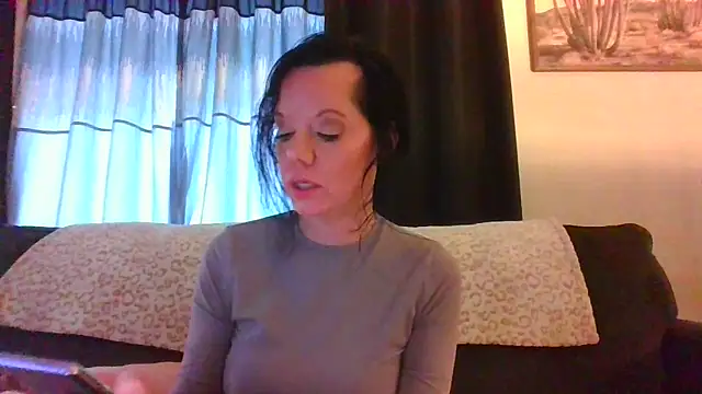 SidneyRaee online show from January 30, 2025, 8:31 pm