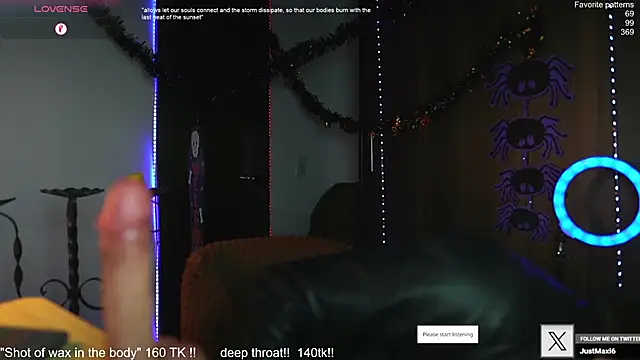 Snapshot of just_maxii chatting on October 5, 2025, 12:53 am just maxii online show from October 5, 2025, 12:53 am