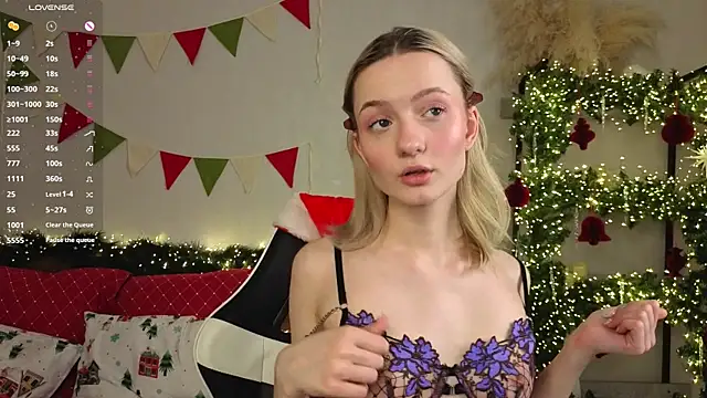 IdaValenti online show from January 14, 2026, 11:09 pm