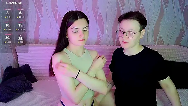  crazy baby  online show from October 9, 2025, 7:34 pm