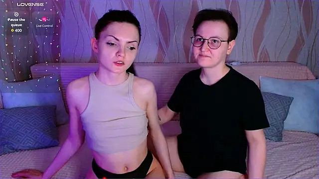  crazy baby  online show from April 5, 2026, 3:20 pm