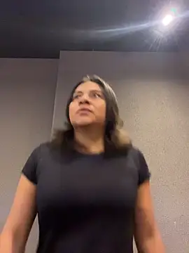 Snapshot of Nina-Eros1 chatting on November 28, 2025, 3:36 pm Nina-Eros1 online show from November 28, 2025, 3:36 pm