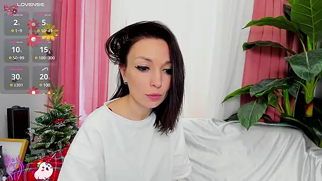 jessica tiny online show from January 16, 2025, 5:21 am