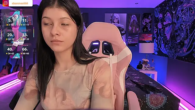 LanaKyutt online show from September 12, 2025, 6:08 pm