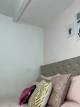 Snapshot of ImAlicee chatting on February 10, 2026, 10:58 pm ImAlicee online show from February 10, 2026, 10:58 pm