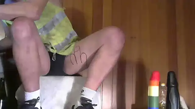 Snapshot of Sascha_XXX chatting on December 13, 2024, 8:15 pm Sascha XXX online show from December 13, 2024, 8:15 pm