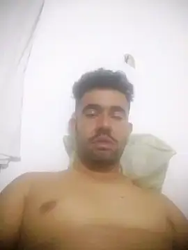 Snapshot of Carabina1991 chatting on November 17, 2025, 7:14 am Carabina1991 online show from November 17, 2025, 7:14 am