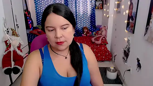 Snapshot of claryssa_ chatting on December 13, 2024, 8:37 pm claryssa online show from December 13, 2024, 8:37 pm