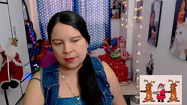 Snapshot of claryssa_ chatting on December 21, 2024, 8:10 pm claryssa online show from December 21, 2024, 8:10 pm