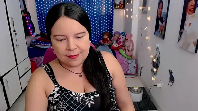 Snapshot of claryssa_ chatting on January 12, 2025, 10:22 pm claryssa online show from January 12, 2025, 10:22 pm