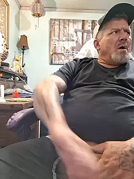 bigdoog8 online show from August 1, 2026, 12:10 am
