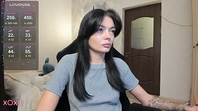 Snapshot of Mariella_Adamss chatting on February 5, 2025, 2:16 pm Mariella Adamss online show from February 5, 2025, 2:16 pm