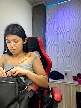 emily rosse04 online show from November 20, 2025, 11:10 am