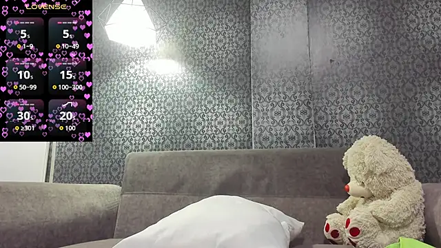 grandmother milf online show from March 4, 2026, 12:11 pm