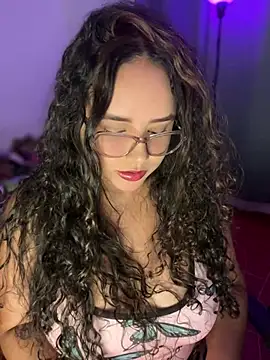 Snapshot of CurlyGirl_1 chatting on May 8, 2026, 12:49 am CurlyGirl 1 online show from May 8, 2026, 12:49 am