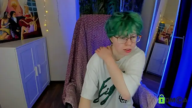 Melissa Wells online show from March 22, 2025, 1:32 am