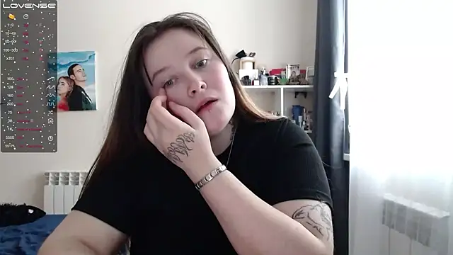 Snapshot of Light_Luna chatting on February 27, 2025, 11:20 am Light Luna online show from February 27, 2025, 11:20 am