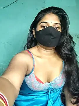 Snapshot of Luv_Adite20 chatting on February 6, 2025, 5:19 pm Luv Adite20 online show from February 6, 2025, 5:19 pm